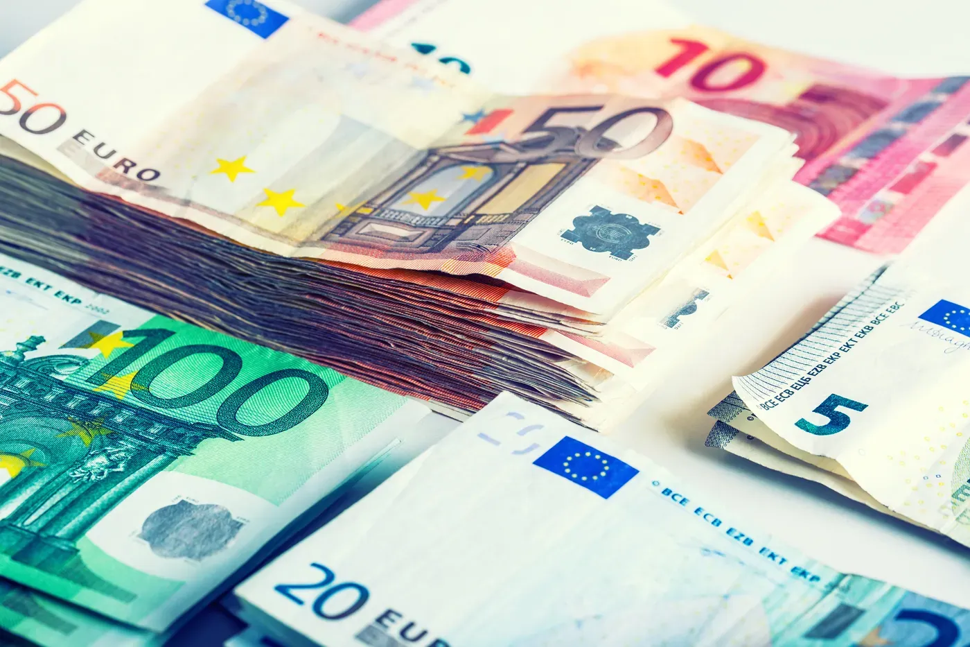 Fonduri Europene de 98 Milioane Euro pentru Noi Parcuri Industriale – Ghid pentru Antreprenori în 2026