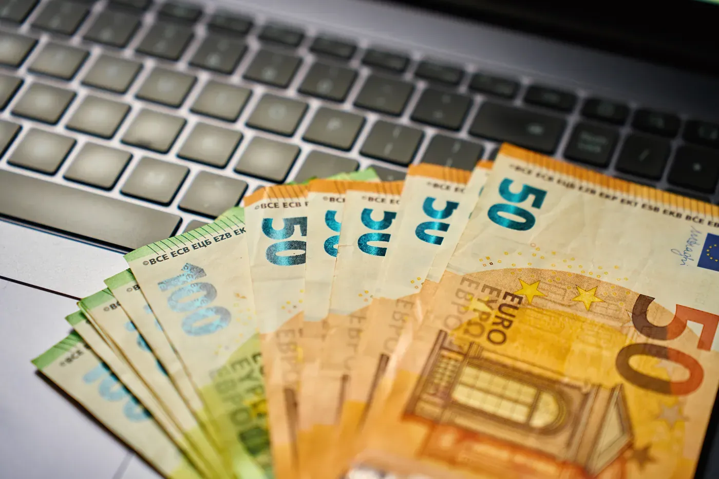 Granturi de până la 200.000 EUR pentru IMM-urile inovatoare din București și Ilfov în 2026