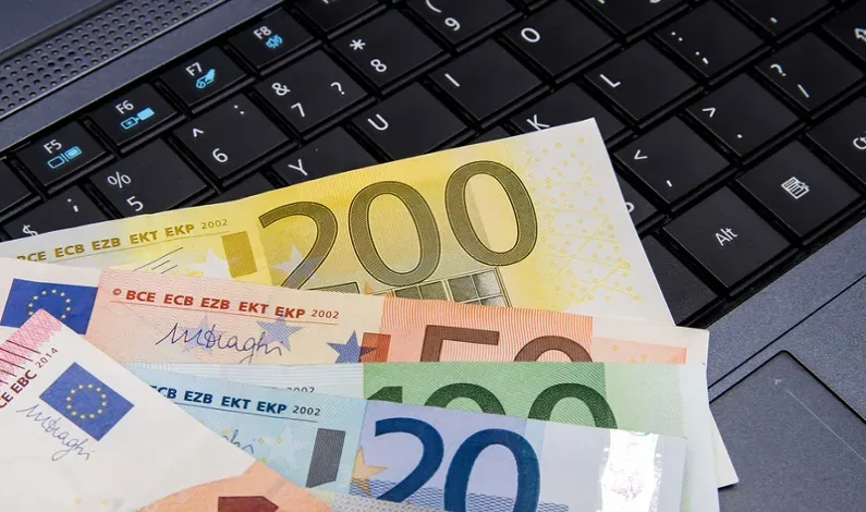 Granturi europene 2026: până la 200.000 EUR pentru digitalizarea IMM-urilor din Regiunea Centru