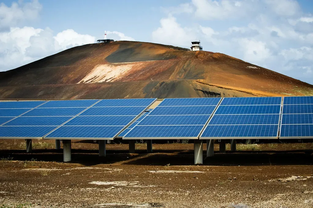 PDDTJ: 102,8 mil. € pentru ca primăriile din 6 județe să producă energie verde în comunități