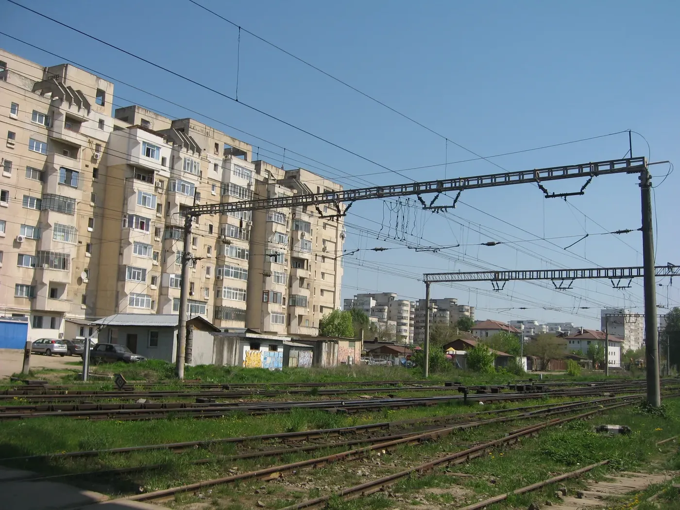 PR Nord-Est: 37,19 mil. € pentru renovarea blocurilor din municipii, termen 16 noiembrie