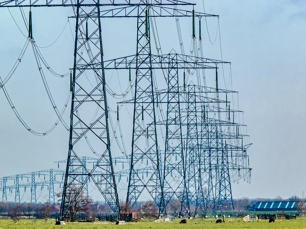 Proiecte PCI/PMI în energie: cererile pentru a treia listă a UE se depun până pe 13 noiembrie