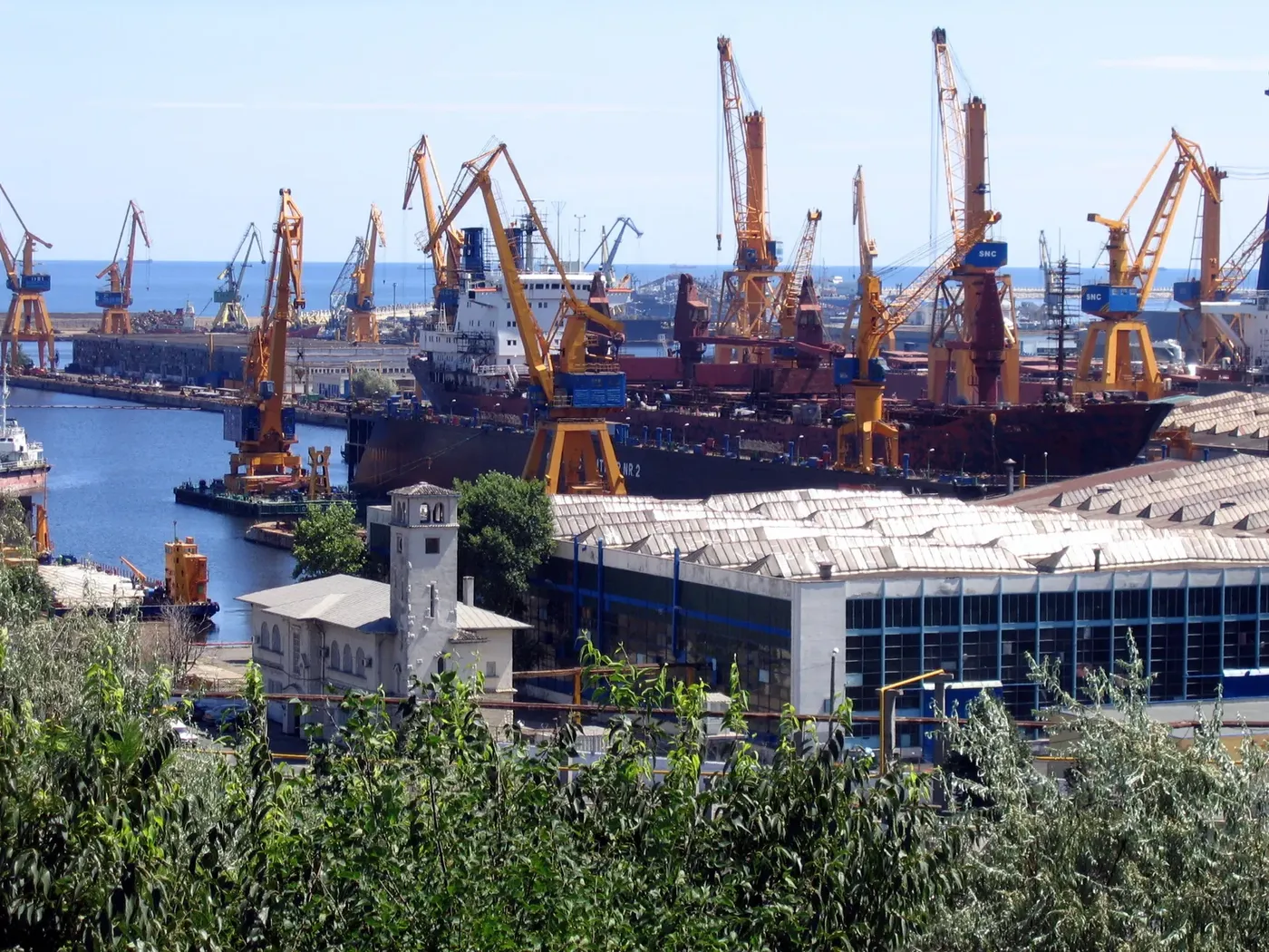 Fondul pentru Modernizare: 169 mil. € pentru locomotive de marfă și nave cu emisii zero, termen 16 noiembrie
